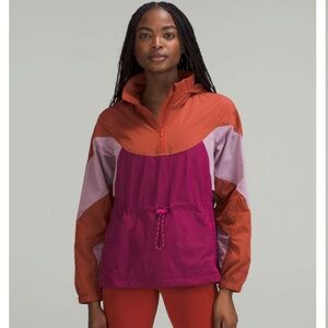 LULULEMON EVERGREEN ANORAK JACKET - NWOT -  PACKS INTO BUILT IN BELT BAG